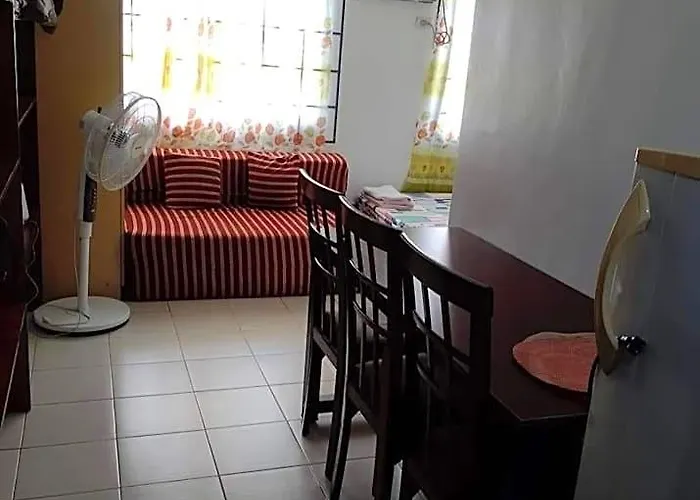 Hotel Dea's Nest 3*